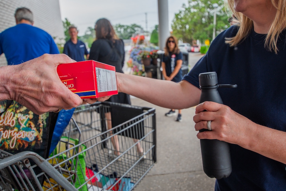 Island Harvest provides food for children during summer break